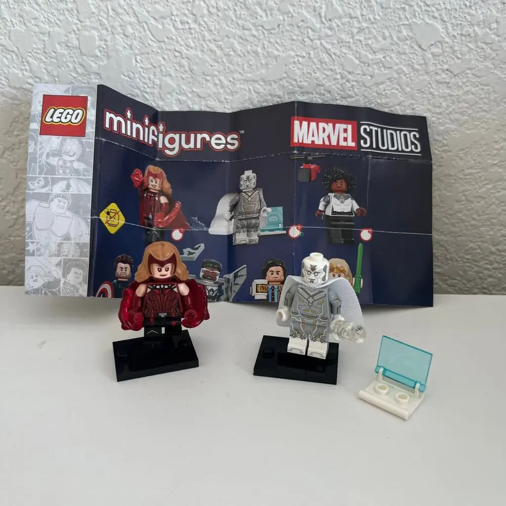 LEGO Marvel Studios Scarlet Witch & White Vision Minifigure Duo 71031